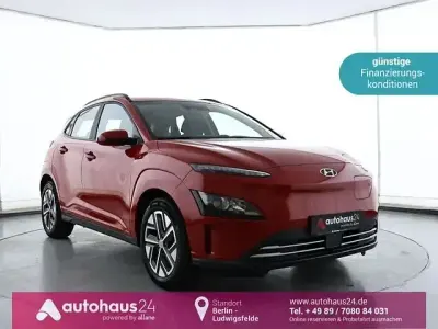 Gebraucht Hyundai Kona Select 150 kW (204 PS) 2024 Rot SUV