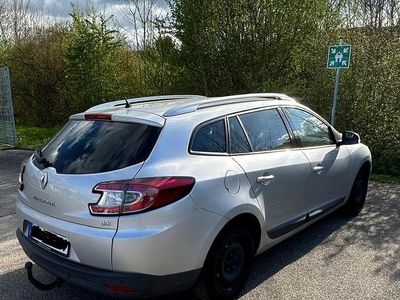 Second-hand Renault Mégane GrandTour Dynamique 106 CP (77 kW) 2012 Break
