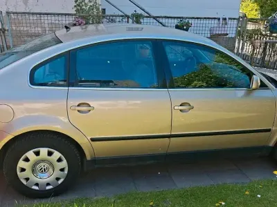 Occasion VW Passat Comfortline 115 ch (84 kW) 2002 Doré Berline