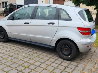 Gebraucht Mercedes B170 116 PS (85 kW) 2006 Grau Van / Kleinbus