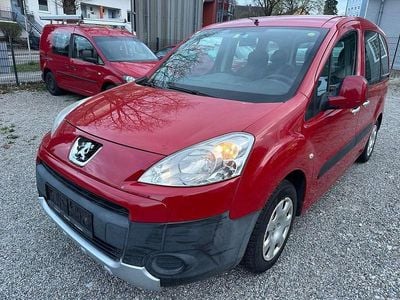 Usata Peugeot Partner 92 CV (67 kW) 2011 Rosso Monovolume