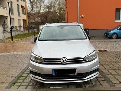 Gebraucht VW Touran IQ Drive 150 PS (110 kW) 2020 Silber Van / Kleinbus