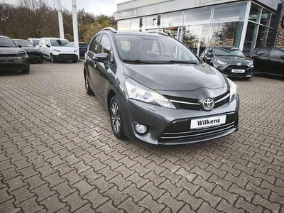 Gebraucht Toyota Verso Life 147 PS (108 kW) 2014 Marlingrau Van / Kleinbus