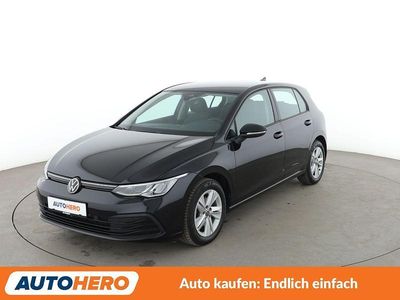 Schwarz Gebraucht 2022 VW Golf VIII Life Limousine | 20.450 € (Guter Preis)