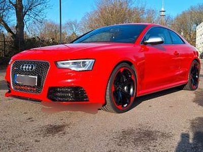 Rot Gebraucht 2012 Audi RS5 Sport Coupé | 43.900 € (Teuer)