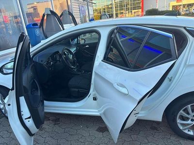 Gebraucht Opel Astra 110 PS (80 kW) 2016 Weiß Limousine
