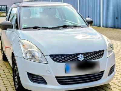 Gebraucht Suzuki Swift 94 PS (69 kW) 2012 Weiß Kleinwagen