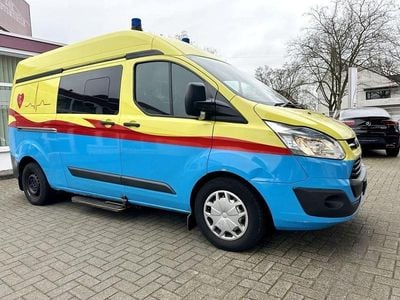 Weiss Gebraucht 2015 Ford Transit Custom Van | 6.999 € (Teuer)