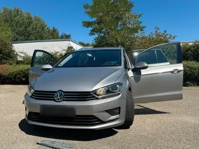 Gebraucht VW Golf Sportsvan 125 PS (91 kW) 2017 Silber Van / Kleinbus