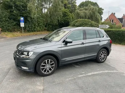 Gebraucht VW Tiguan Comfortline 150 PS (110 kW) 2017 Grau SUV