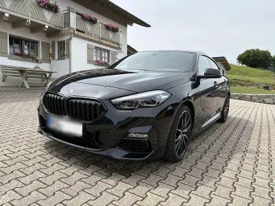 Gebraucht BMW 220 M Sport 178 PS (130 kW) 2023 Schwarz Coupé