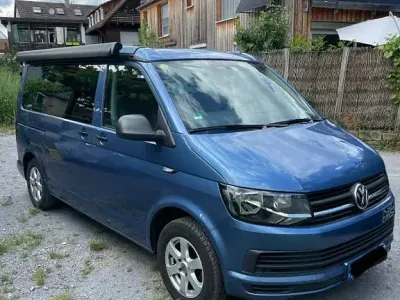 Gebraucht VW California Coast 150 PS (110 kW) 2016 Blau Van