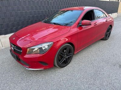 Gebraucht Mercedes CLA180 109 PS (80 kW) 2017 Rot Limousine