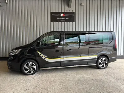 Gebraucht Renault Trafic Life 150 PS (110 kW) 2022 Schwarz Van / Kleinbus