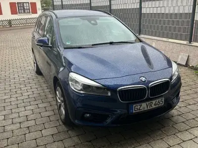 Gebraucht BMW 218 Gran Tourer Sport Line 150 PS (110 kW) 2017 Blau Van / Kleinbus