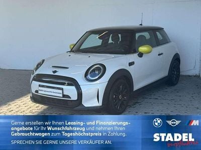 Gebraucht Mini Cooper SE 135 kW (184 PS) 2023 Weiß Kleinwagen