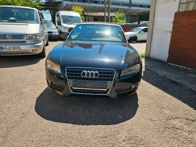 Gebraucht Audi A5 Cabriolet 160 PS (117 kW) 2011 Schwarz Cabrio