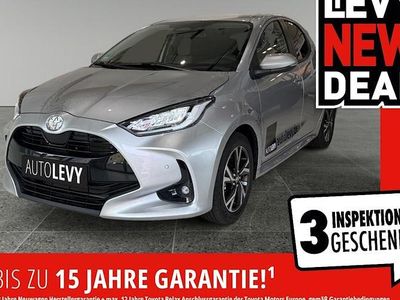 Gebraucht Toyota Yaris Hybrid Comfort 117 PS (86 kW) 2025 Silber Limousine