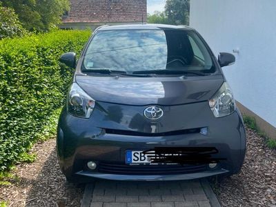 Toyota iQ
