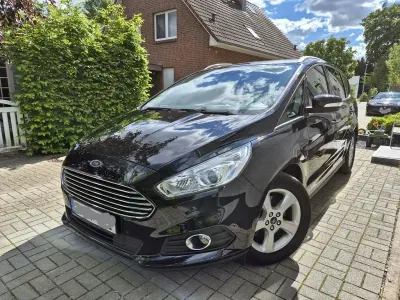 Używany Ford S-MAX S 150 KM (110 kW) 2017 Czarny Minivan