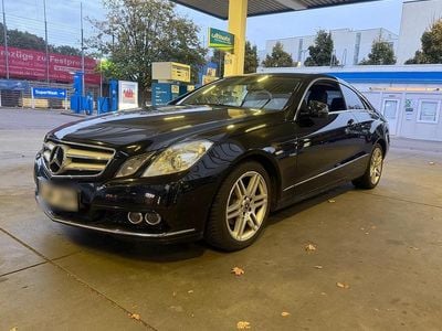 Mercedes E200