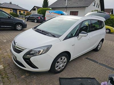 Gebraucht Opel Zafira Tourer Edition 131 PS (96 kW) 2012 Weiß Van / Kleinbus