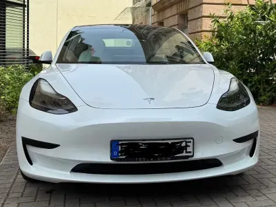 Gebraucht Tesla Model 3 Standard Range Plus 239 kW (325 PS) 2021 Weiß Limousine