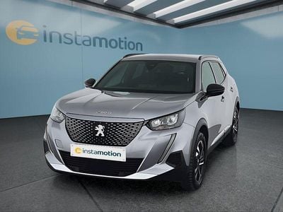 Grau Gebraucht 2023 Peugeot e-2008 Allure SUV | 22.199 € (Fairer Preis)