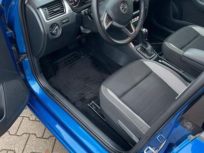 Blau Gebraucht 2016 Skoda Rapid Limousine | 7.500 € (Etwas zu teuer)