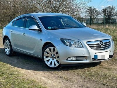 Gebraucht Opel Insignia Edition 220 PS (161 kW) 2010 Silber Limousine