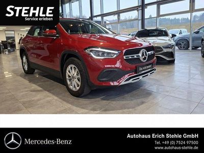 Gebraucht Mercedes GLA250 Style 160 PS (117 kW) 2022 Rot SUV