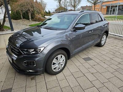 Second-hand VW T-Roc Sport 150 CP (110 kW) 2020 Gri SUV