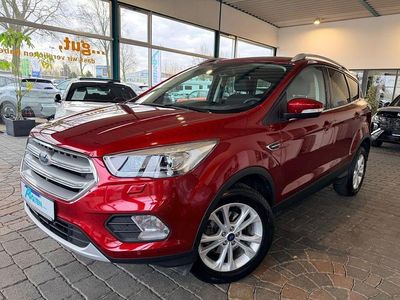 Gebraucht Ford Kuga Titanium 150 PS (110 kW) 2019 Rot SUV
