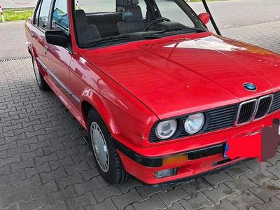 Gebraucht BMW 325 170 PS (125 kW) 1990 Rot Limousine