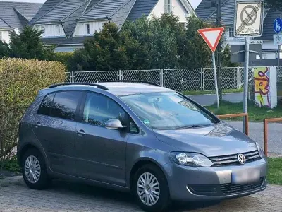Gebraucht VW Golf VI 105 PS (77 kW) 2010 Kleinwagen