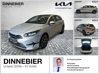 Sparklingsilber metallic Gebraucht 2023 Kia Ceed Spirit Kleinwagen | 22.280 € (Fairer Preis)