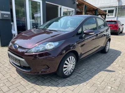Gebraucht Ford Fiesta Trend 82 PS (60 kW) 2010 Violett Limousine