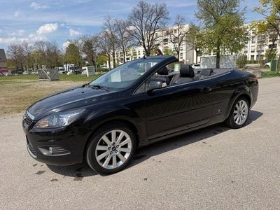 Second-hand Ford Focus Cabriolet Titanium 145 CP (106 kW) 2008 Negru Cabrio
