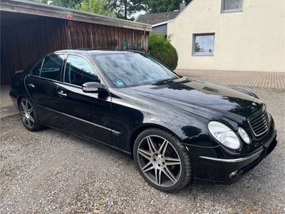 Mercedes E320