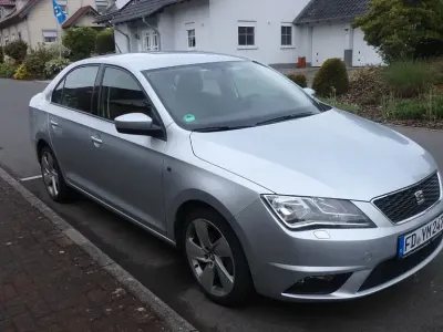 Gebraucht Seat Toledo 4You 105 PS (77 kW) 2014 Silber Kleinwagen