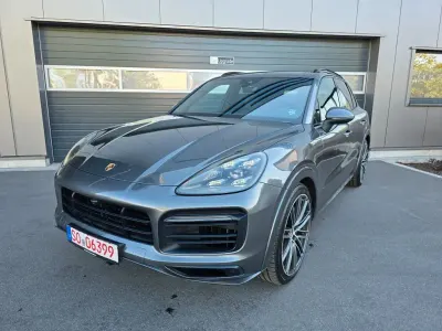 Gebraucht Porsche Cayenne S 441 PS (324 kW) 2019 Grau SUV