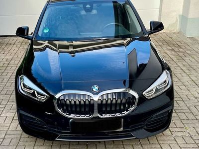 gebraucht BMW 118 118 i Aut. Advantage