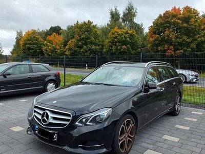 Mercedes E200