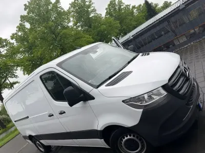 Używany Mercedes Sprinter 163 KM (119 kW) 2019 Biały Van