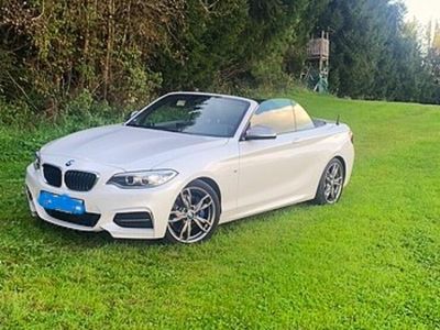 BMW M235