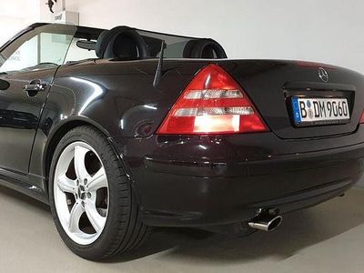 Usata Mercedes SLK200 163 CV (119 kW) 2001 Nero Cabrio