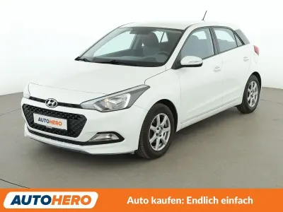 Gebraucht Hyundai i20 Classic 75 PS (55 kW) 2017 Weiß Kleinwagen