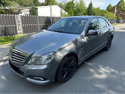 Mercedes E200
