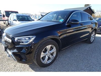 Gebraucht Mercedes GLC300 245 PS (180 kW) 2020 Schwarz metallic Coupé