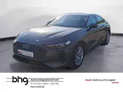 Gebraucht Audi A5 Basis 204 PS (150 kW) 2025 Grau Limousine